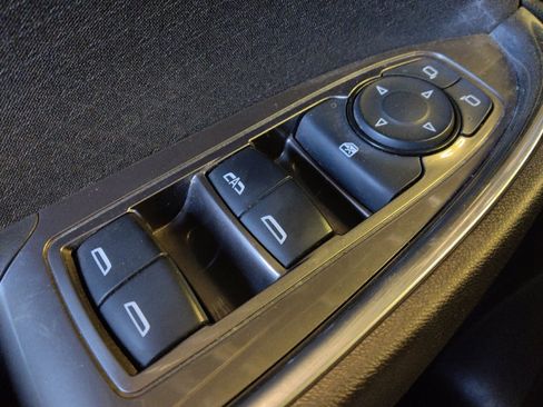 Used 2020 Chevrolet Malibu LT FWD image 27