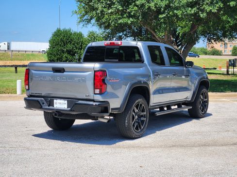Used 2025 Chevrolet Colorado Trail Boss AWD/4WD image 5