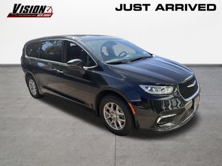 Used 2026 Chrysler Pacifica Select FWD video 1