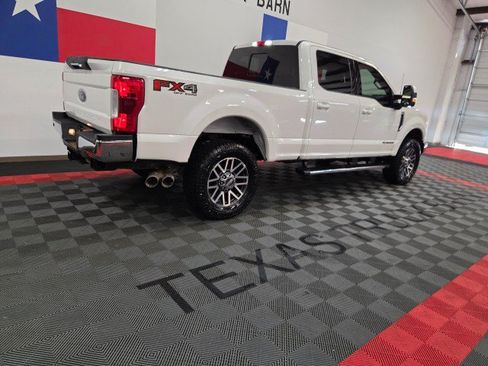Used 2019 Ford F250 Lariat w/ Lariat Ultimate Package AWD/4WD image 24