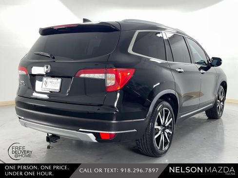Used 2019 Honda Pilot Touring image 6