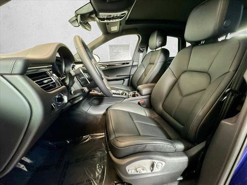 Used 2026 Porsche Macan S AWD/4WD image 5