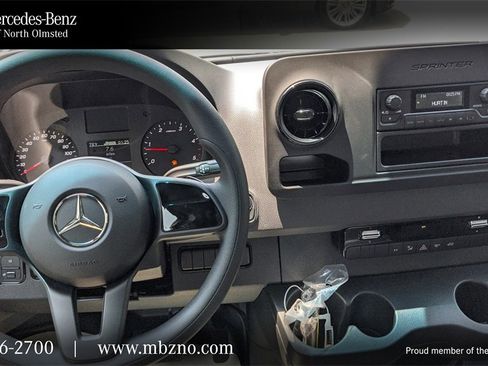 Used 2022 Mercedes-Benz Sprinter 3500 image 36