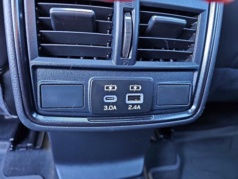 Used 2025 Subaru Forester Sport image 11