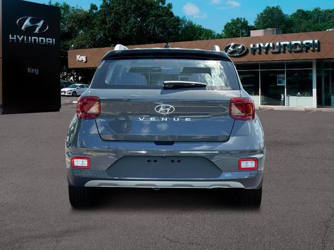 New 2025 Hyundai Venue Limited image 6
