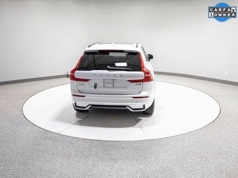 Used 2025 Volvo XC60 B5 Plus image 30