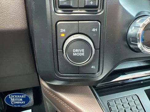 New 2026 Ford F350 4x4 Crew Cab DRW Super Duty image 34