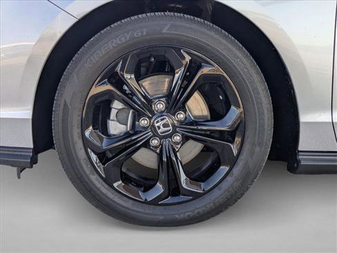 Certified 2025 Honda Accord SE image 22