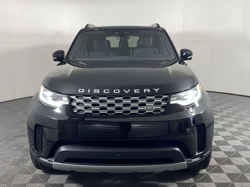 Used 2025 Land Rover Discovery S AWD/4WD image 4