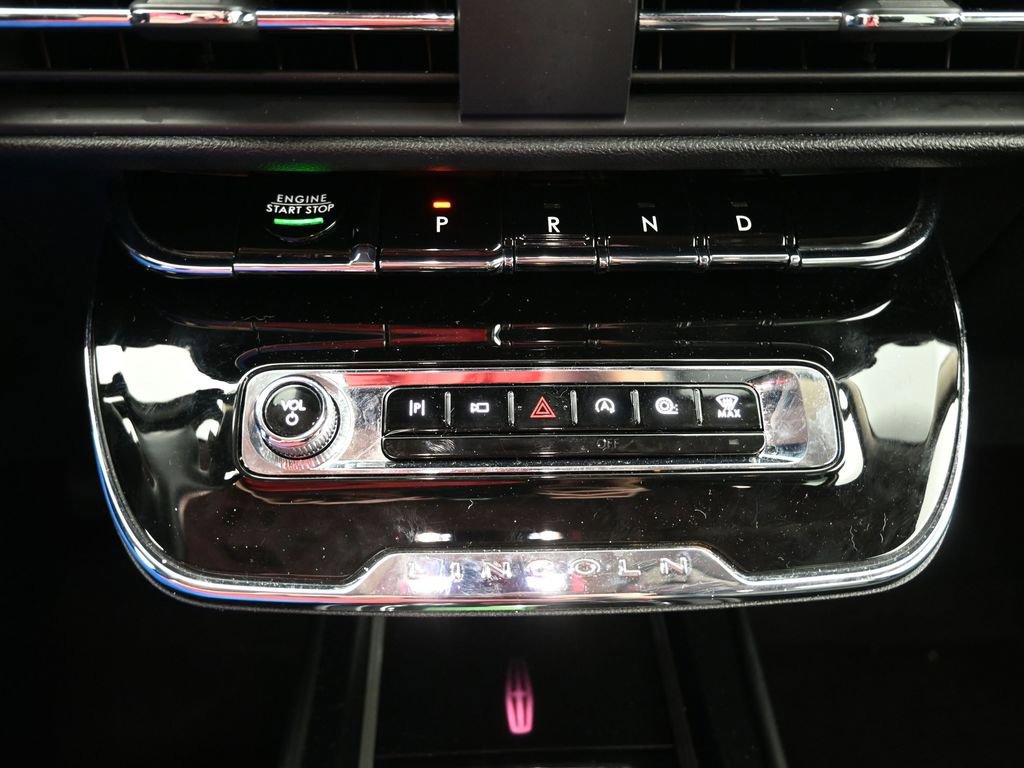 Used 2024 Lincoln Corsair Reserve AWD/4WD image 37