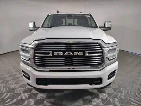 Used 2023 RAM 2500 Laramie AWD/4WD image 4