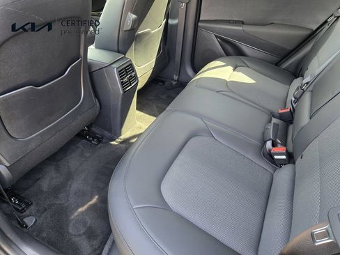 Certified 2024 Kia Niro Wind FWD image 12