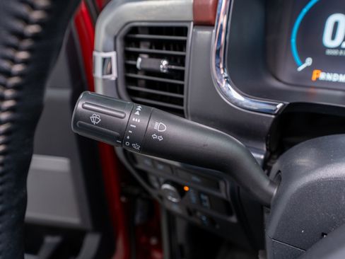 Used 2021 Ford F150 Lariat w/ Equipment Group 502A High image 36