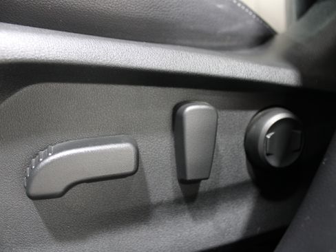 Used 2024 Subaru Forester Limited AWD/4WD image 4