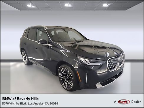 Used 2025 BMW X3 xDrive30i w/ Convenience Package image 1