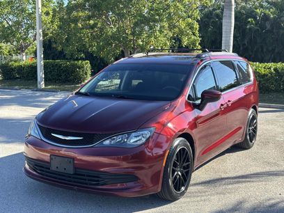 Used 2017 Chrysler Pacifica Touring