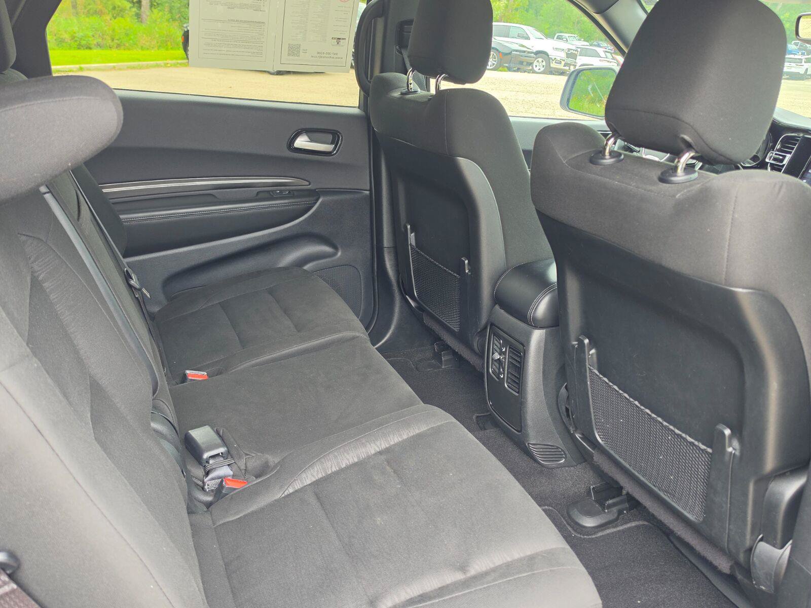 Used 2023 Dodge Durango SXT AWD/4WD image 15
