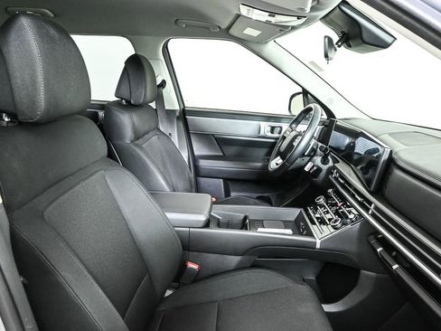 Used 2024 Hyundai Santa Fe SE image 25