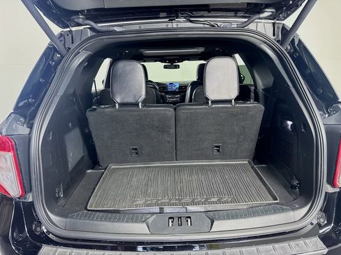 Used 2020 Ford Explorer Limited w/ Class III Trailer Tow Package image 34