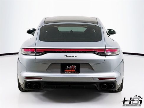 Used 2023 Porsche Panamera Platinum Edition image 7