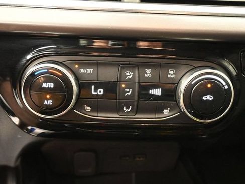 Used 2025 Chevrolet Trax ACTIV w/ Driver Confidence Package FWD image 15