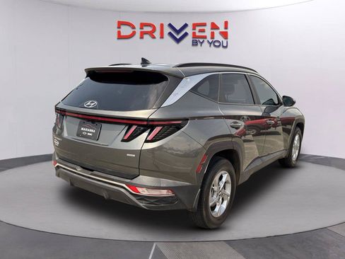Used 2023 Hyundai Tucson SEL AWD/4WD image 4