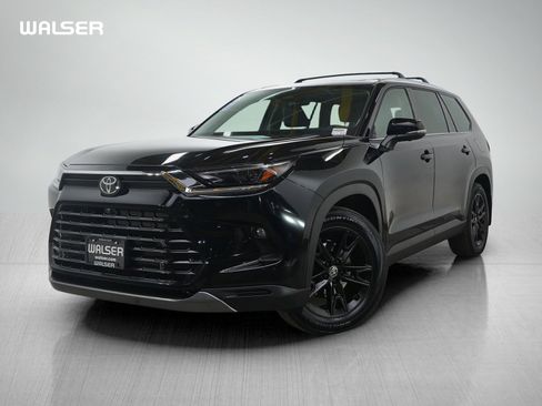 Used 2026 Toyota Grand Highlander Platinum image 1