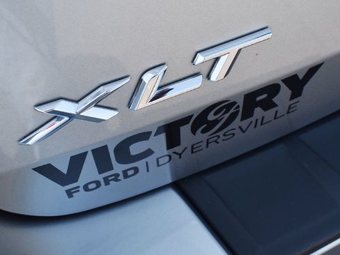 Certified 2024 Ford Explorer XLT w/ Equipment Group 202A AWD/4WD image 8