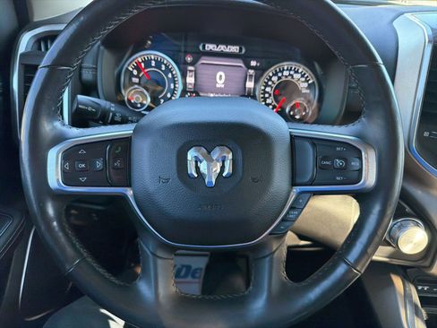 Used 2019 RAM 1500 Laramie image 13