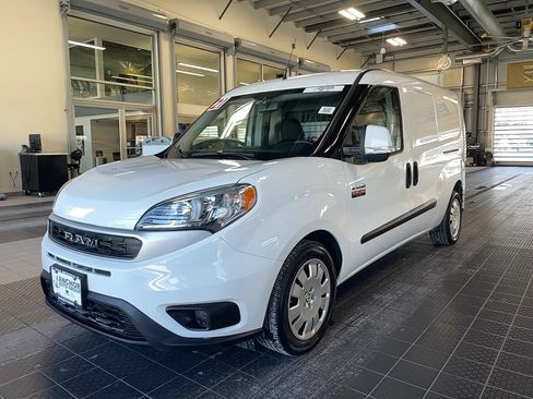 Used 2021 RAM ProMaster City Tradesman SLT image 3