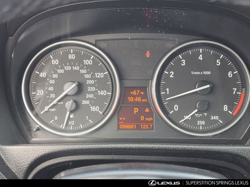 Used 2011 BMW 328i Convertible image 23