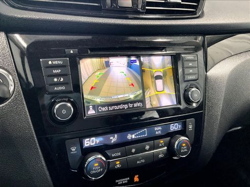 Certified 2022 Nissan Rogue Sport SL w/ Premium Package AWD/4WD image 19