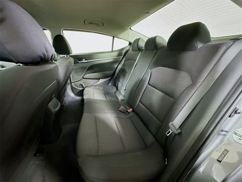 Used 2019 Hyundai Elantra SE w/ Cargo Package image 14