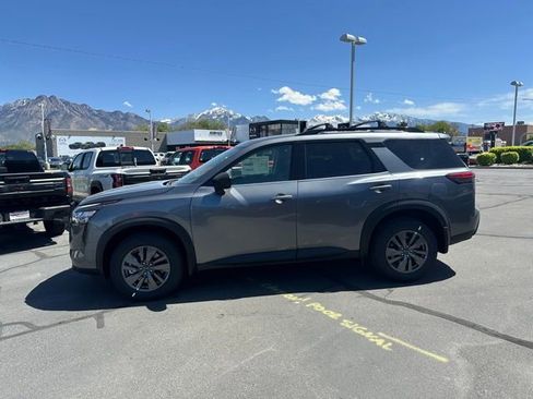 New 2026 Nissan Pathfinder SV AWD/4WD image 6