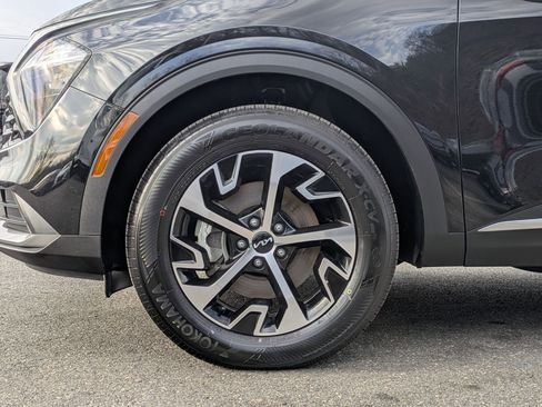 Used 2023 Kia Sportage EX image 8