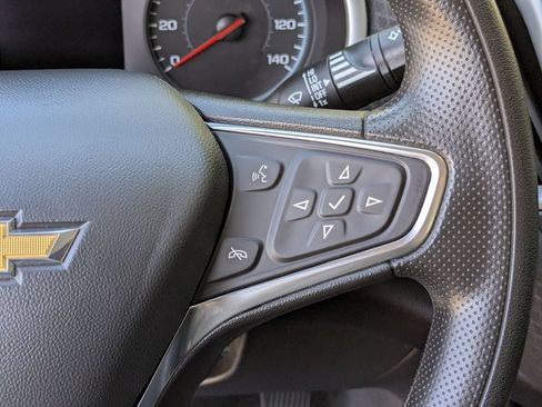 Used 2024 Chevrolet Malibu LT FWD image 17
