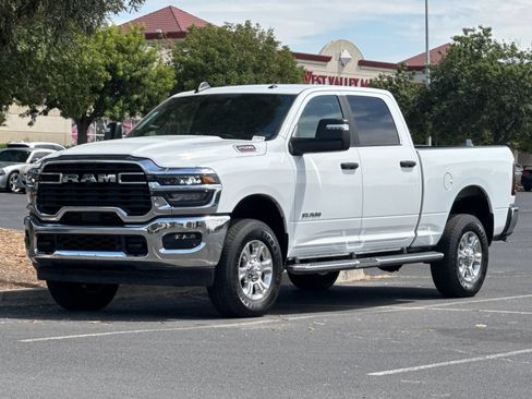 Used 2026 RAM 2500 Big Horn AWD/4WD image 8