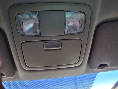 Used 2003 Toyota Camry LE FWD image 28