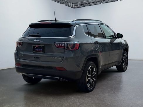 Used 2023 Jeep Compass Limited AWD/4WD image 5