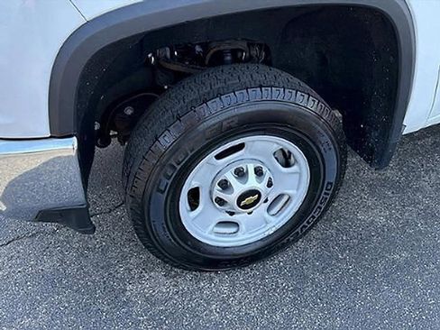 Used 2022 Chevrolet Silverado 2500 W/T w/ WT Fleet Convenience Package RWD image 2