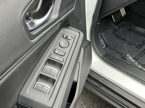Used 2025 Honda Accord Sport image 15