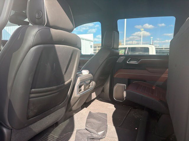 Used 2026 GMC Sierra 2500 Denali Ultimate AWD/4WD image 6