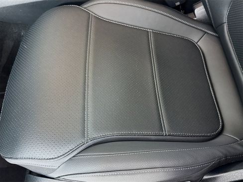 Used 2026 Mercedes-Benz GLC 300 image 21