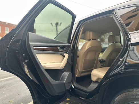 Used 2019 Audi Q5 2.0T Premium AWD/4WD image 10