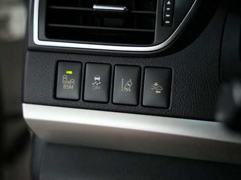 Used 2015 Toyota Camry XSE w/ Advanced Technology Package FWD image 46
