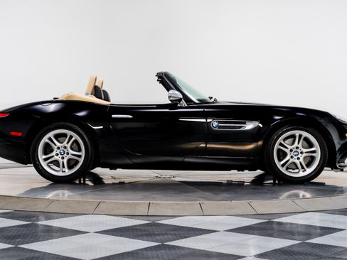 Used 2001 BMW Z8 RWD image 40