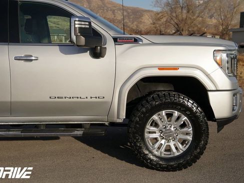 Used 2022 GMC Sierra 3500 Denali image 13