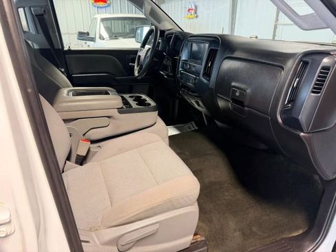 Used 2018 Chevrolet Silverado 2500 W/T w/ WT Fleet Convenience Package RWD image 11