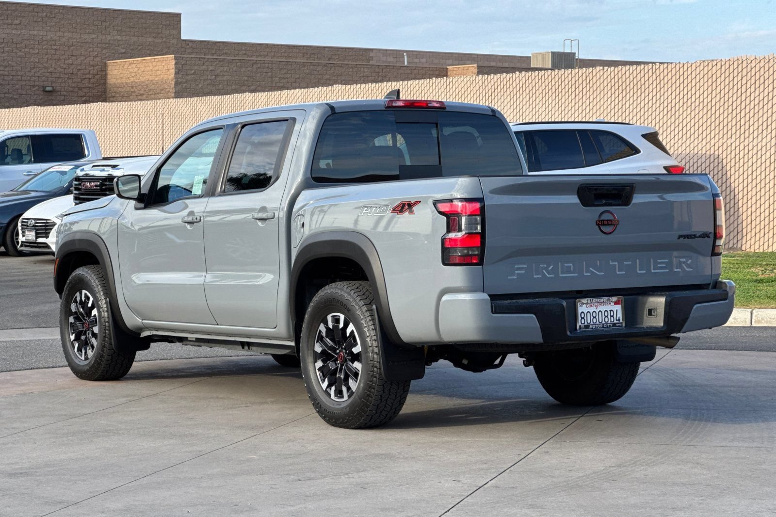 Used 2024 Nissan Frontier PRO-4X w/ Off-Road Protection Package AWD/4WD image 6