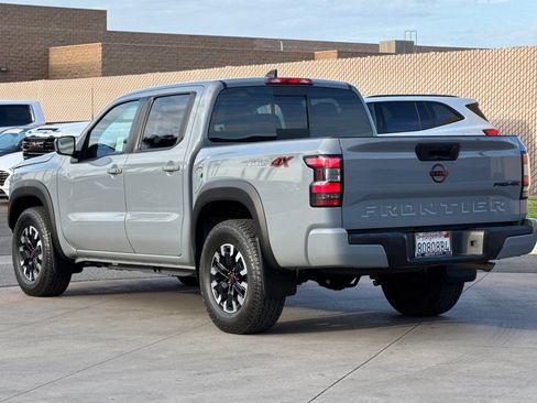 Used 2024 Nissan Frontier PRO-4X w/ Off-Road Protection Package AWD/4WD image 6